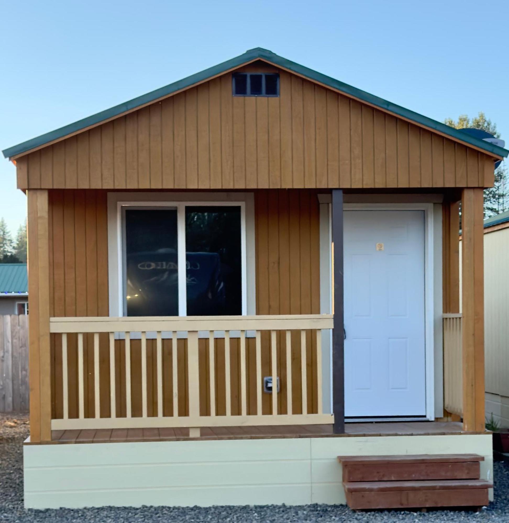 Far West Cabin-Tiny Homes Rental Forks Exterior foto