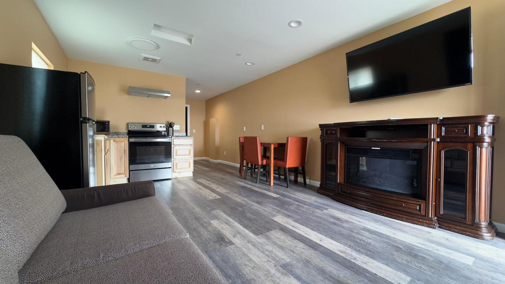 Far West Cabin-Tiny Homes Rental Forks Exterior foto